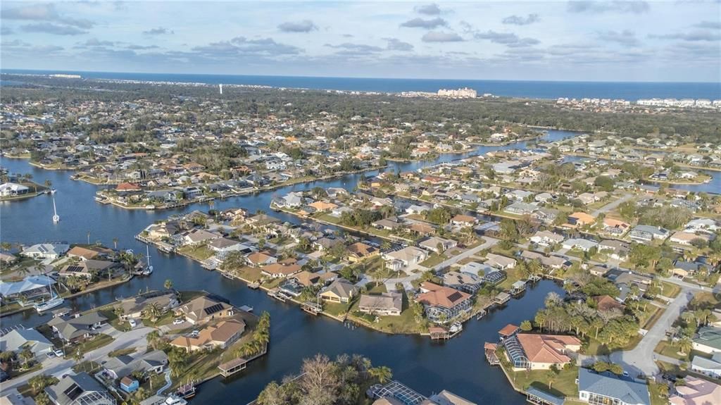 待售: $274,900 (0.24 acres)