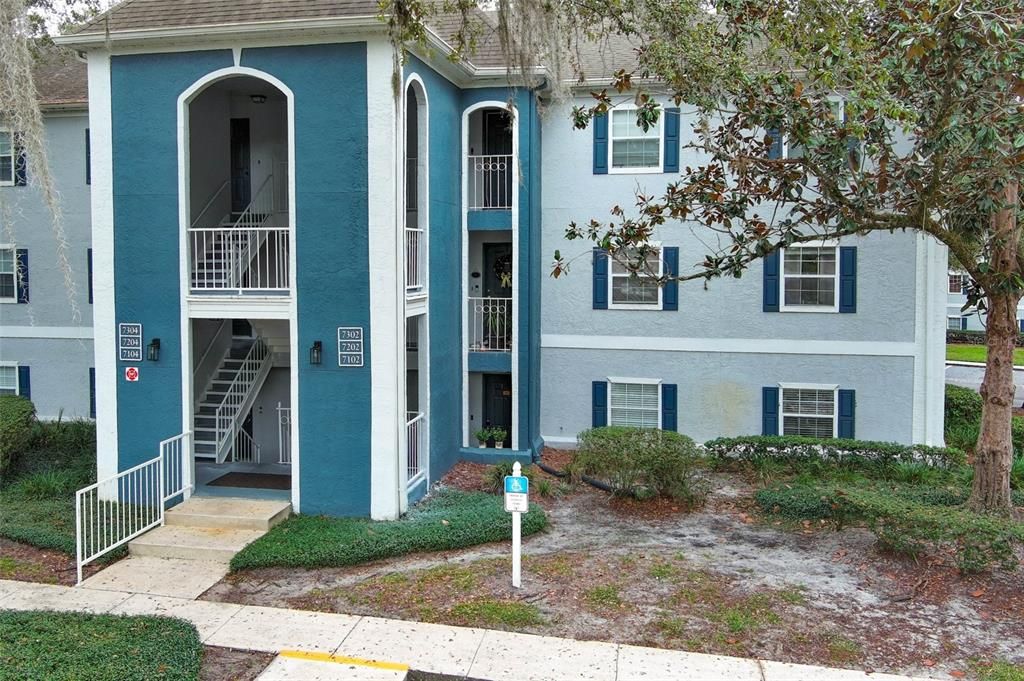 待售: $265,000 (2 贝兹, 2 浴室, 1365 平方英尺)