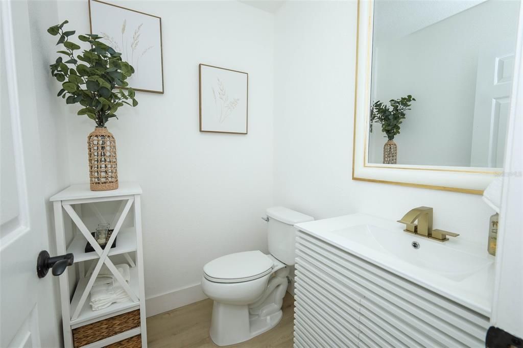 待售: $265,000 (2 贝兹, 2 浴室, 1365 平方英尺)