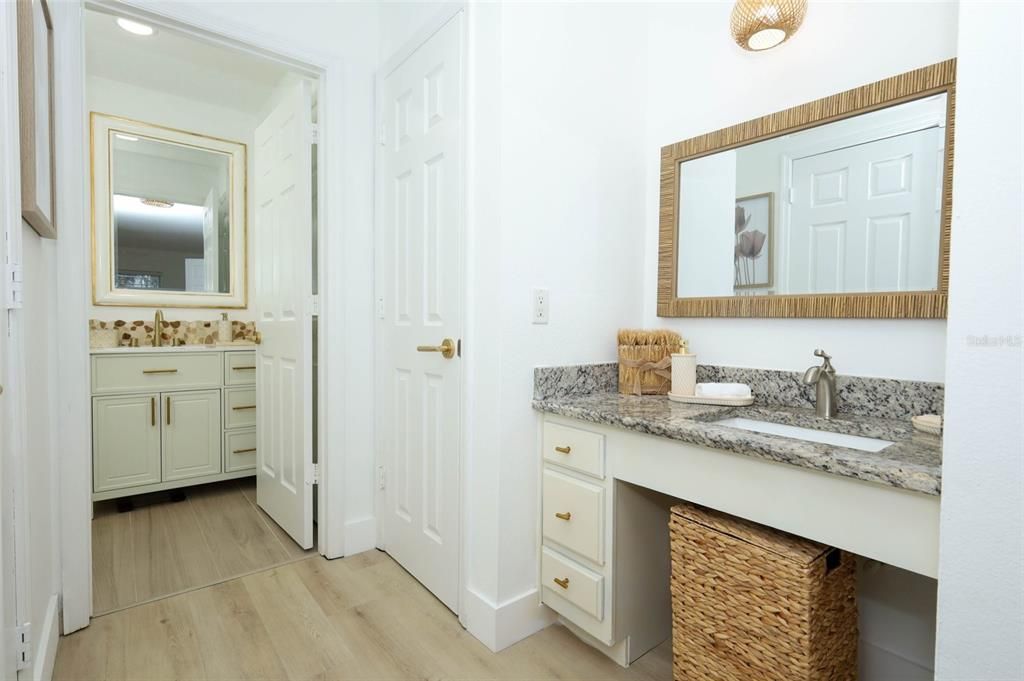 待售: $265,000 (2 贝兹, 2 浴室, 1365 平方英尺)