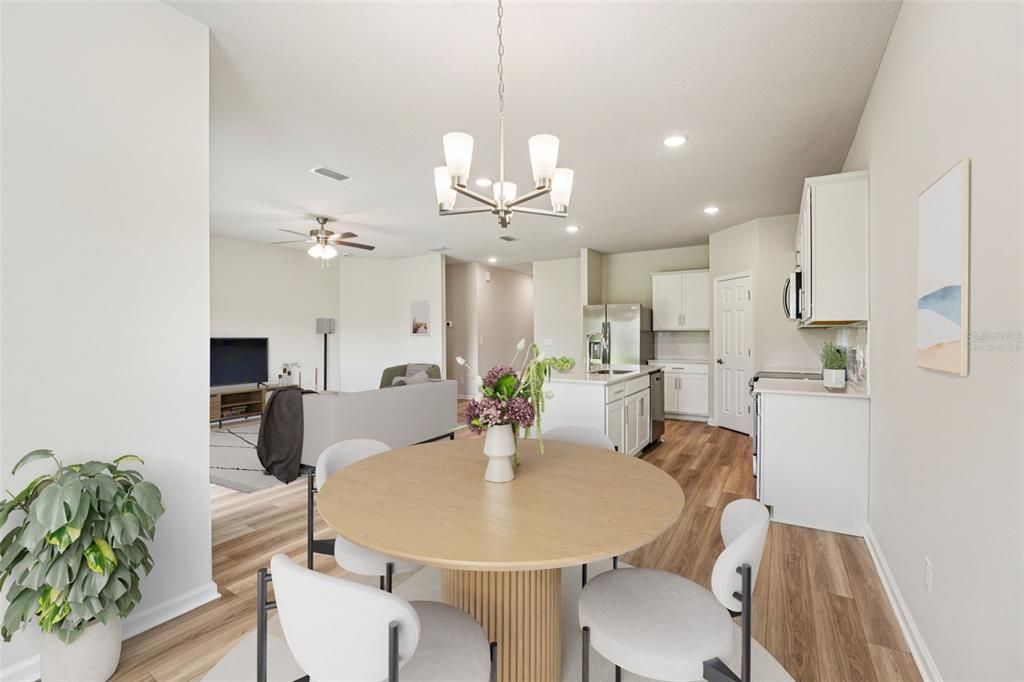 待售: $319,990 (3 贝兹, 2 浴室, 1588 平方英尺)