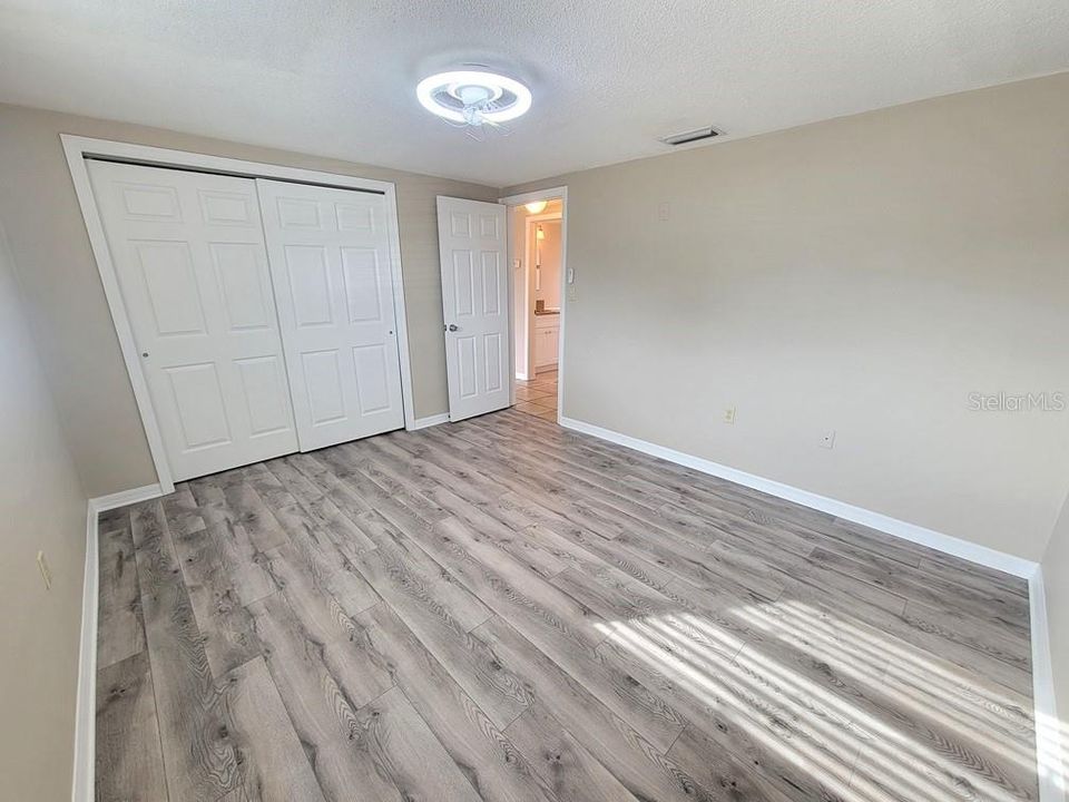 В аренду: $1,650 (3 спален, 1 ванн, 976 Квадратных фут)