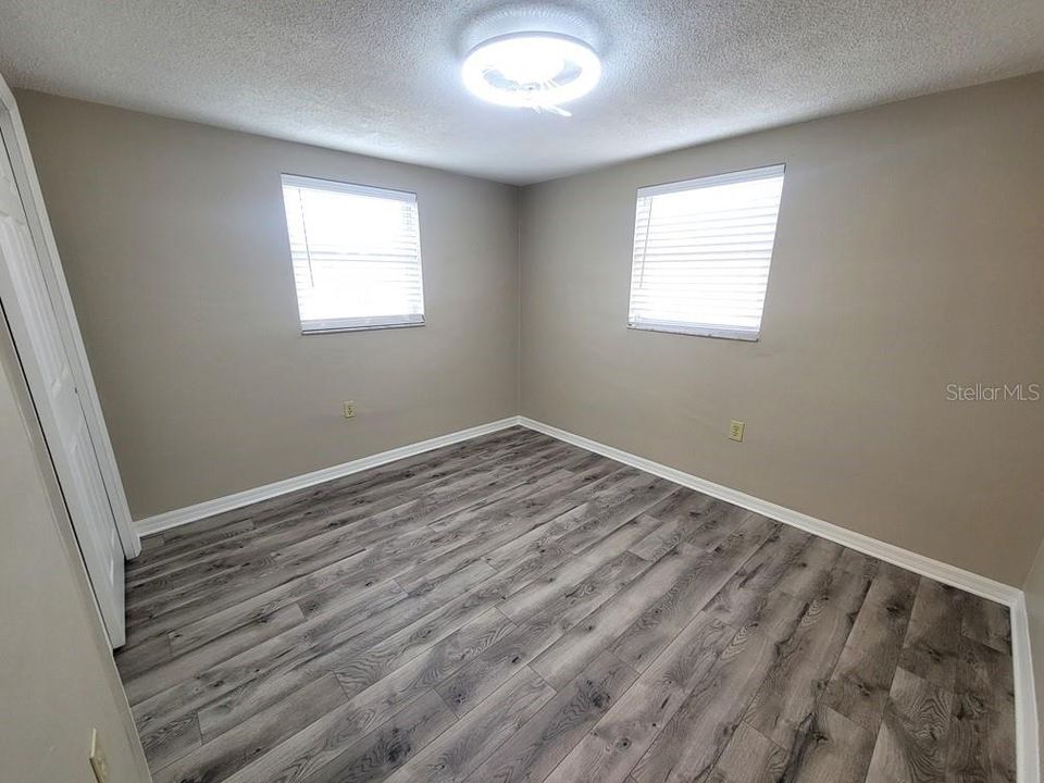 В аренду: $1,650 (3 спален, 1 ванн, 976 Квадратных фут)