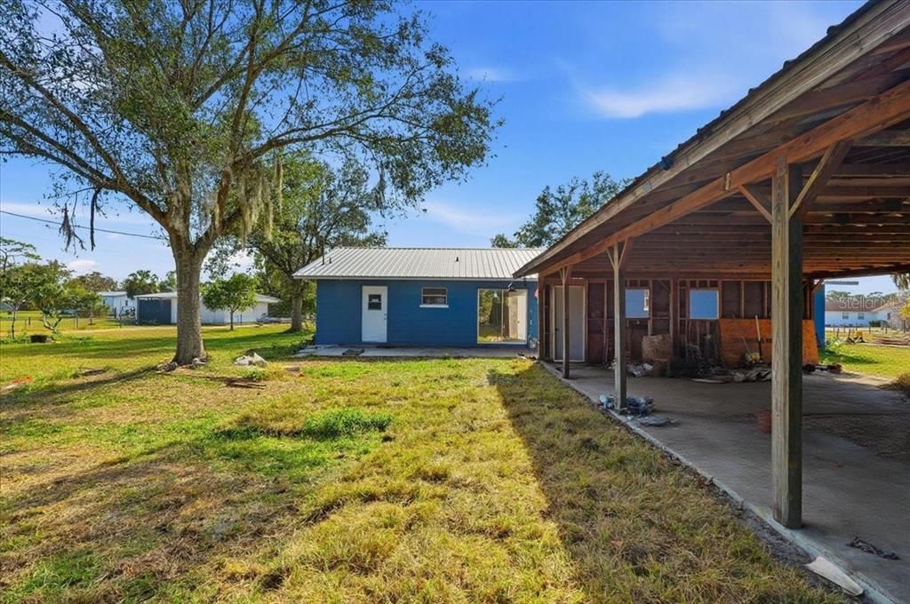 For Sale: $369,000 (4 beds, 2 baths, 1800 Square Feet)