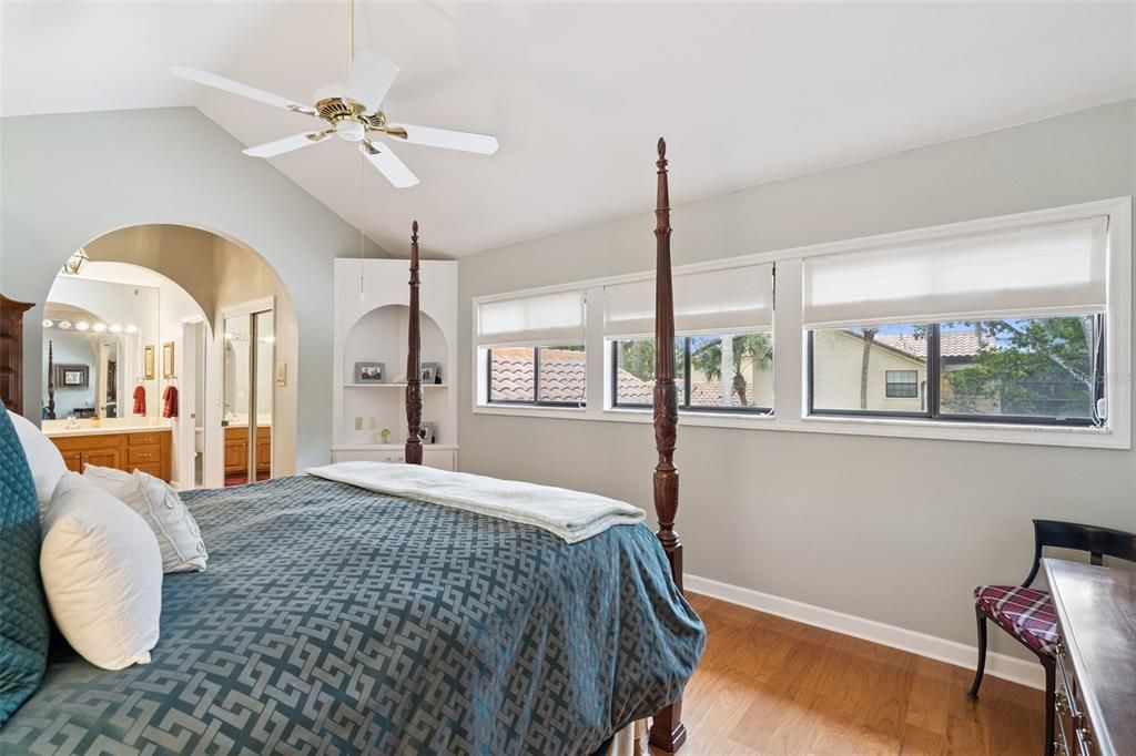 For Sale: $675,000 (4 beds, 3 baths, 3280 Square Feet)