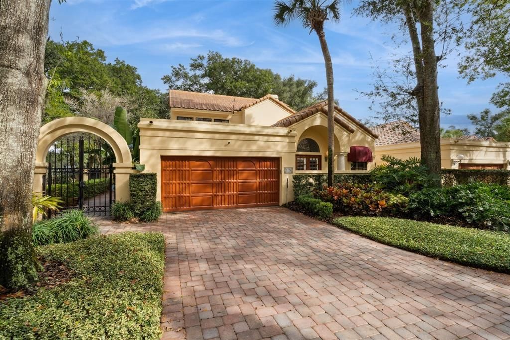 For Sale: $675,000 (4 beds, 3 baths, 3280 Square Feet)