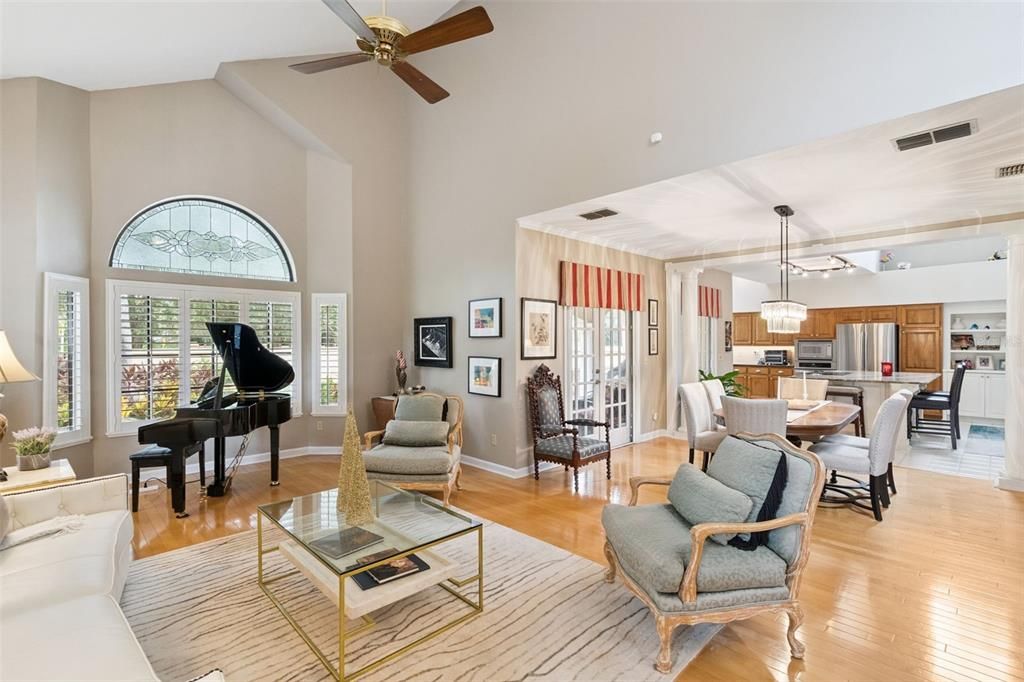 For Sale: $675,000 (4 beds, 3 baths, 3280 Square Feet)