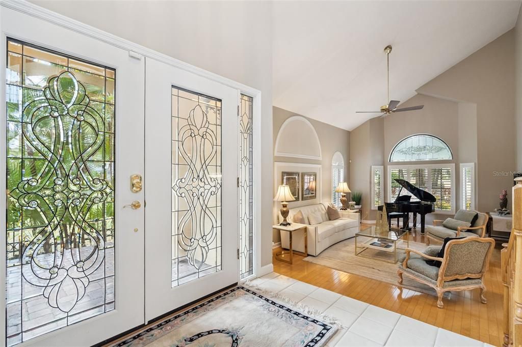 For Sale: $675,000 (4 beds, 3 baths, 3280 Square Feet)