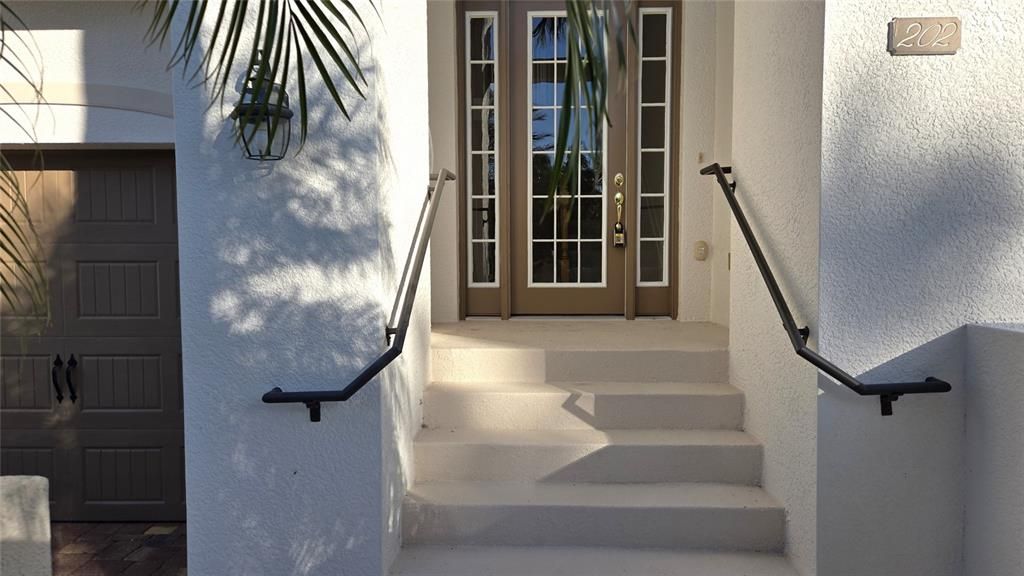 En Venta: $974,000 (3 camas, 3 baños, 2743 Pies cuadrados)