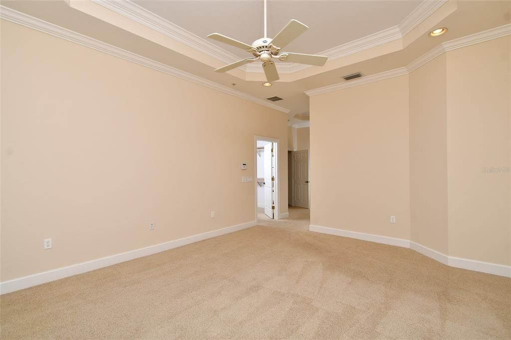 En Venta: $974,000 (3 camas, 3 baños, 2743 Pies cuadrados)