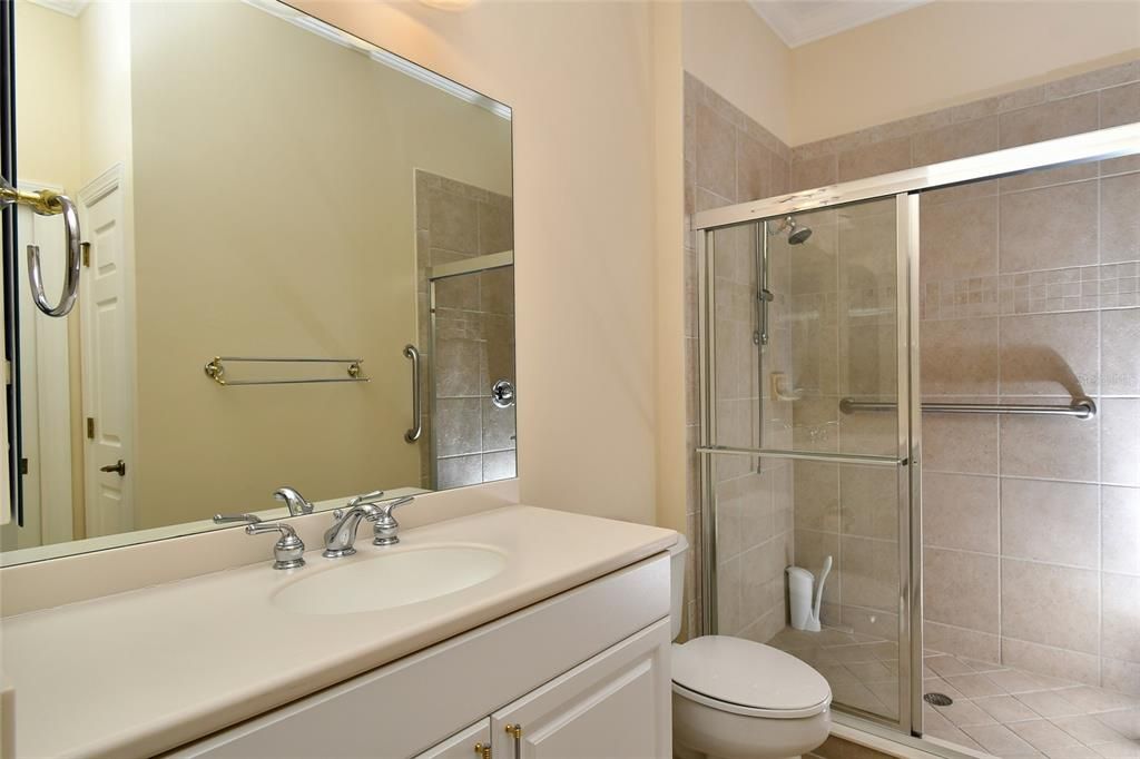 En Venta: $974,000 (3 camas, 3 baños, 2743 Pies cuadrados)