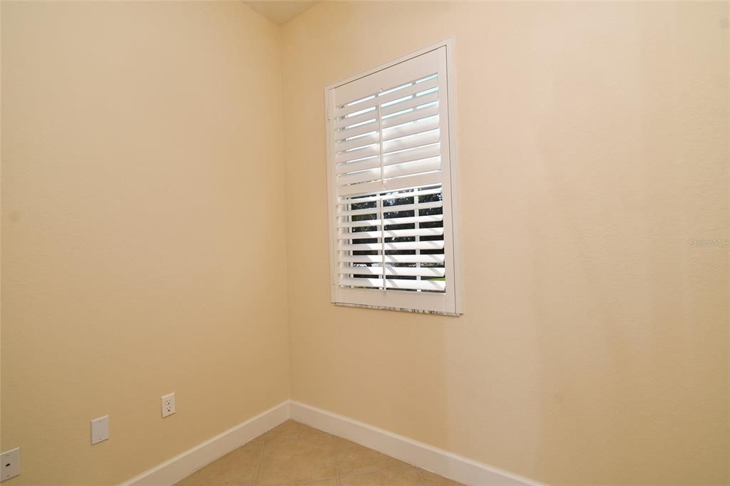 En Venta: $974,000 (3 camas, 3 baños, 2743 Pies cuadrados)