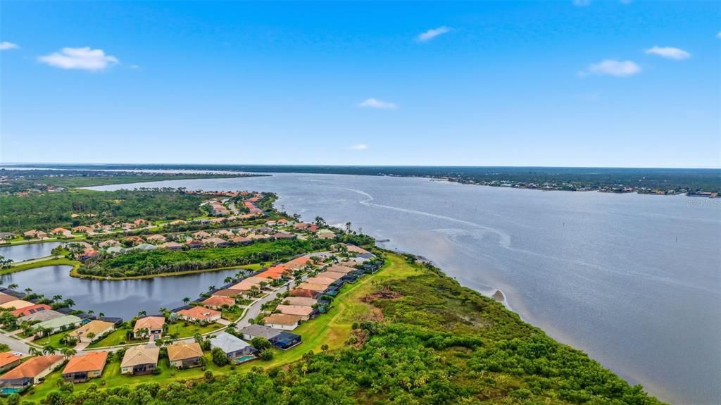 На продажу: $579,500 (3 спален, 2 ванн, 1900 Квадратных фут)