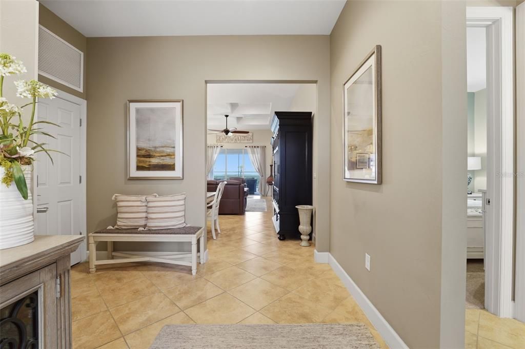 На продажу: $579,500 (3 спален, 2 ванн, 1900 Квадратных фут)