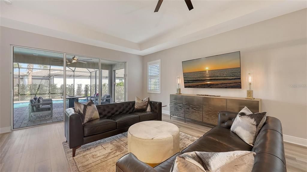 For Rent: $4,750 (3 beds, 2 baths, 1980 Square Feet)