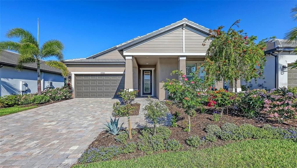 For Rent: $4,750 (3 beds, 2 baths, 1980 Square Feet)