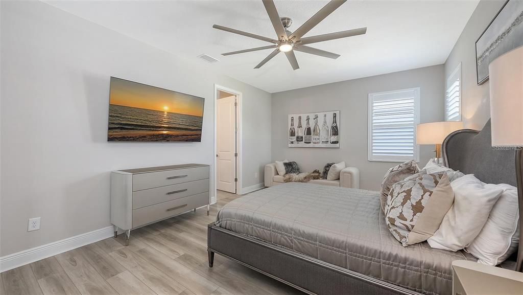 For Rent: $4,750 (3 beds, 2 baths, 1980 Square Feet)