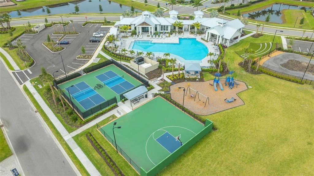 For Rent: $4,750 (3 beds, 2 baths, 1980 Square Feet)