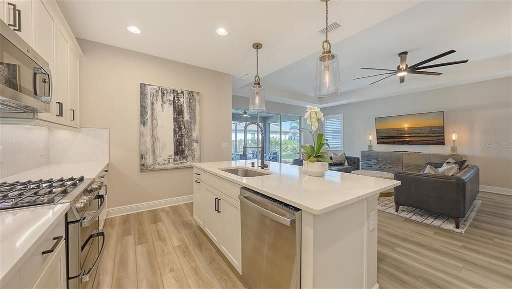 For Rent: $4,750 (3 beds, 2 baths, 1980 Square Feet)