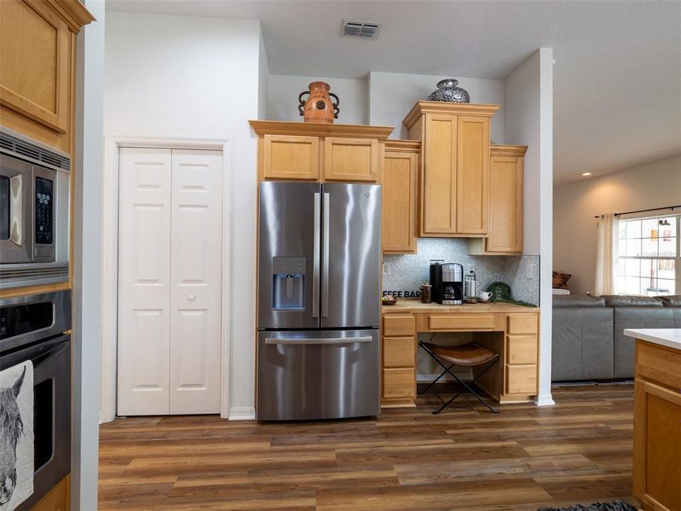 En Venta: $2,159,000 (3 camas, 3 baños, 2758 Pies cuadrados)