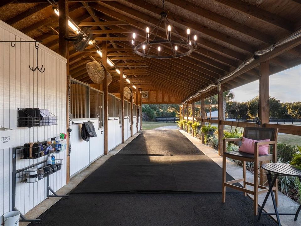 En Venta: $2,159,000 (3 camas, 3 baños, 2758 Pies cuadrados)