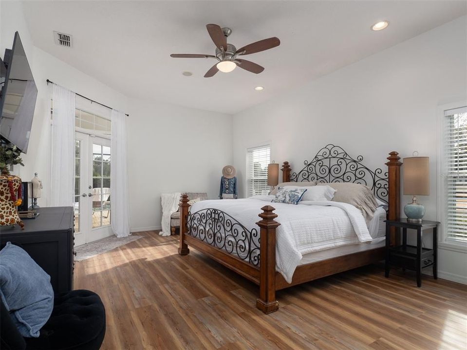 En Venta: $2,159,000 (3 camas, 3 baños, 2758 Pies cuadrados)