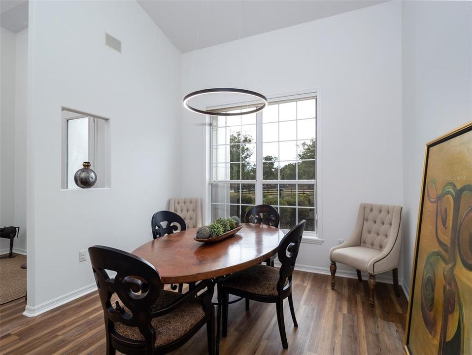 En Venta: $2,159,000 (3 camas, 3 baños, 2758 Pies cuadrados)