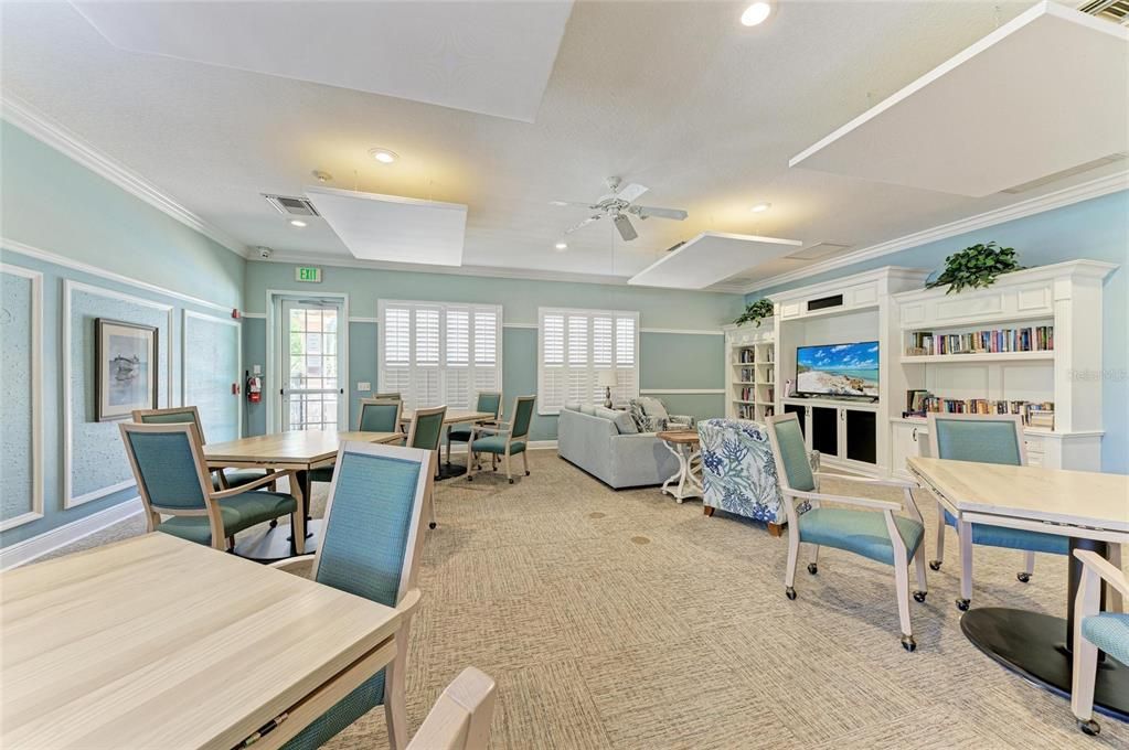 For Sale: $325,000 (3 beds, 2 baths, 1627 Square Feet)