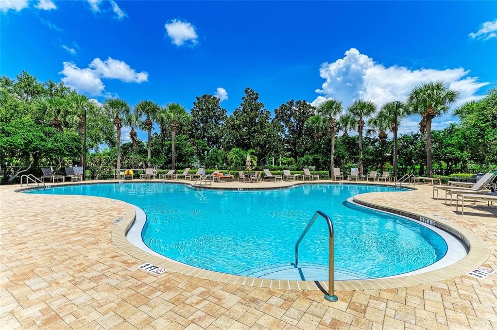 For Sale: $325,000 (3 beds, 2 baths, 1627 Square Feet)