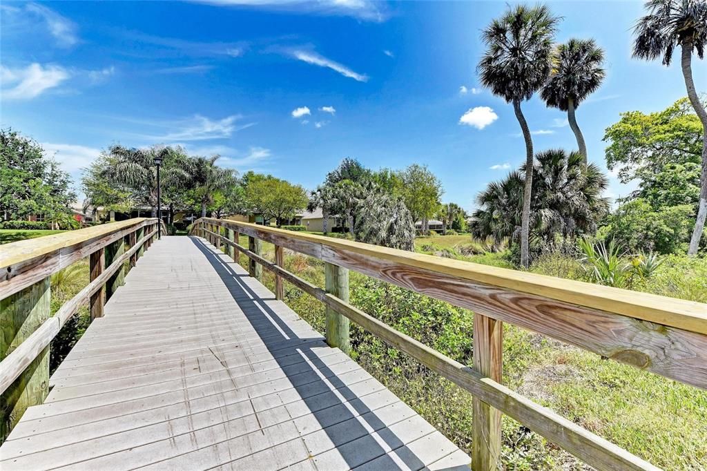 For Sale: $325,000 (3 beds, 2 baths, 1627 Square Feet)