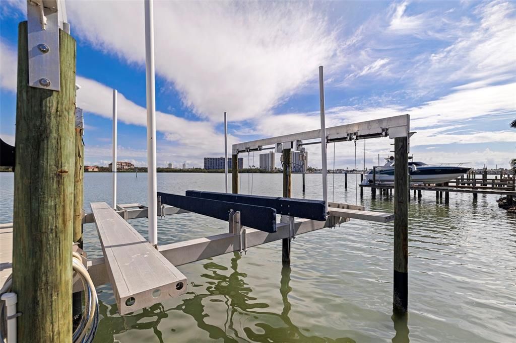 En Venta: $1,890,000 (3 camas, 2 baños, 2554 Pies cuadrados)