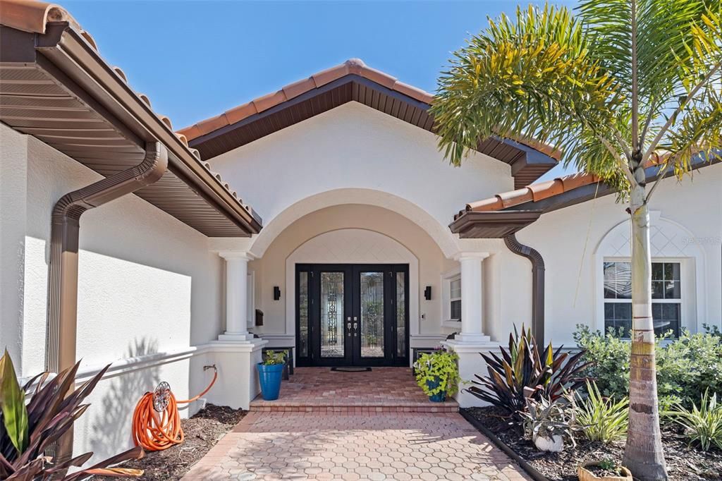 En Venta: $1,890,000 (3 camas, 2 baños, 2554 Pies cuadrados)