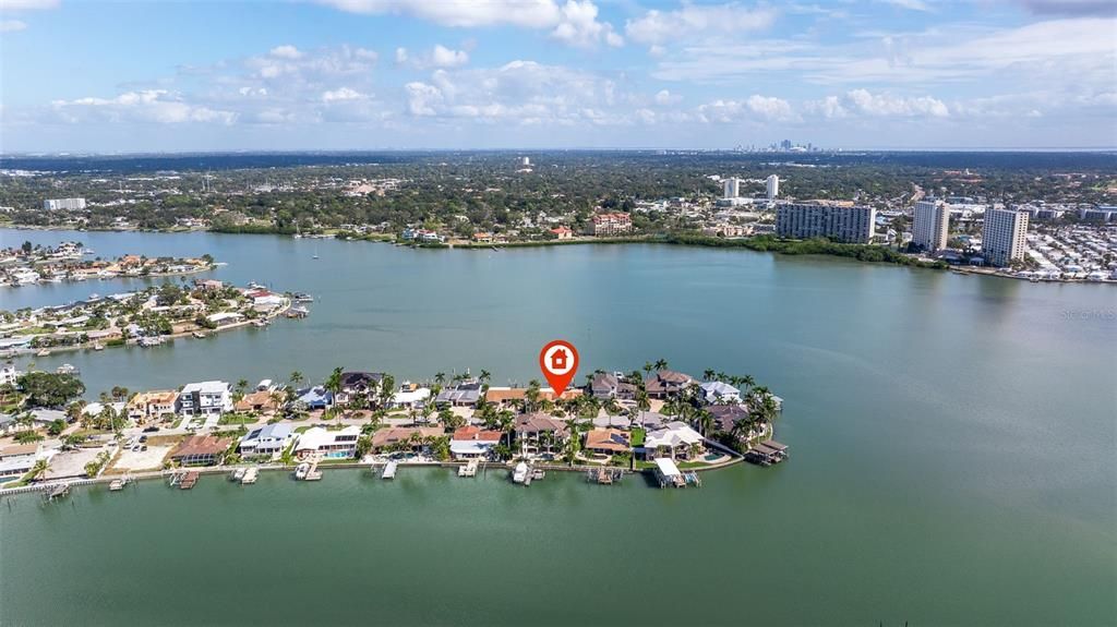 En Venta: $1,890,000 (3 camas, 2 baños, 2554 Pies cuadrados)