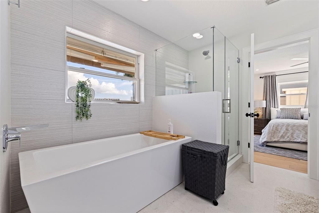 En Venta: $1,890,000 (3 camas, 2 baños, 2554 Pies cuadrados)