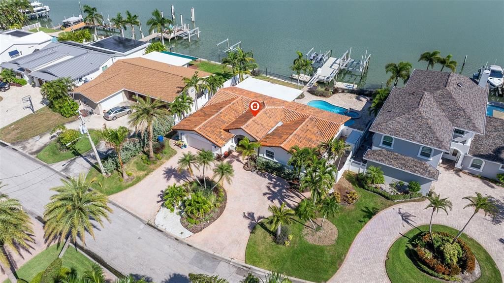 En Venta: $1,890,000 (3 camas, 2 baños, 2554 Pies cuadrados)