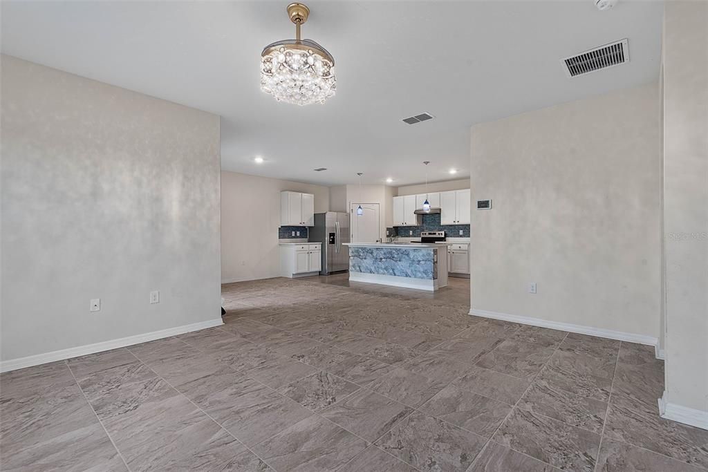 For Sale: $330,000 (4 beds, 2 baths, 1846 Square Feet)