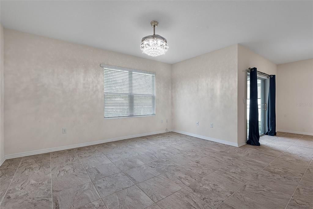 For Sale: $330,000 (4 beds, 2 baths, 1846 Square Feet)