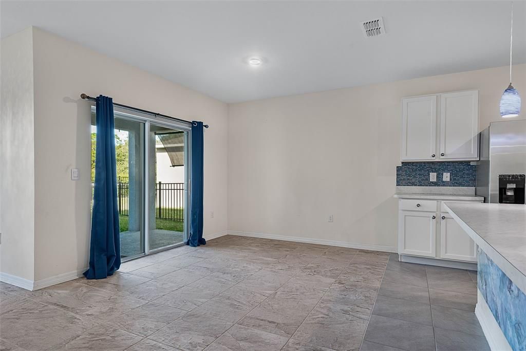 For Sale: $330,000 (4 beds, 2 baths, 1846 Square Feet)