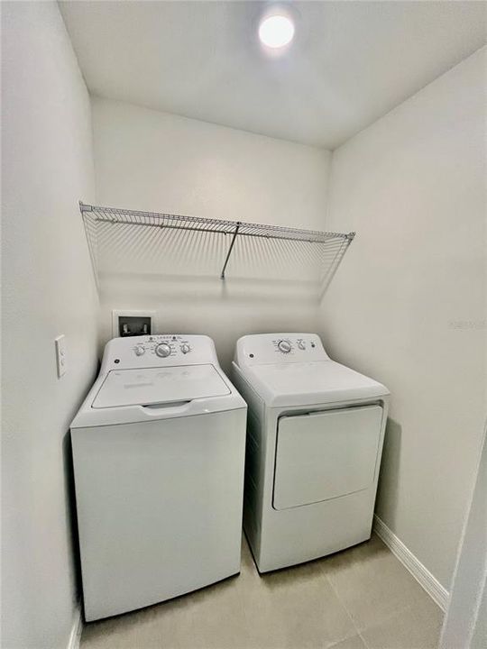 出租: $1,900 (3 贝兹, 2 浴室, 1634 平方英尺)