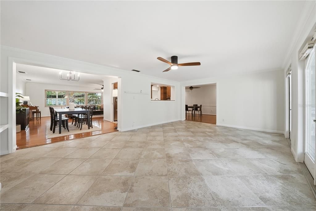 For Sale: $800,000 (4 beds, 3 baths, 2658 Square Feet)