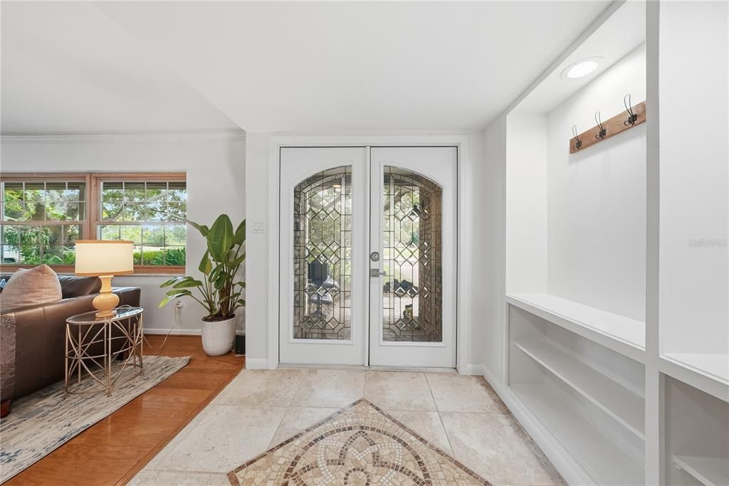 For Sale: $800,000 (4 beds, 3 baths, 2658 Square Feet)