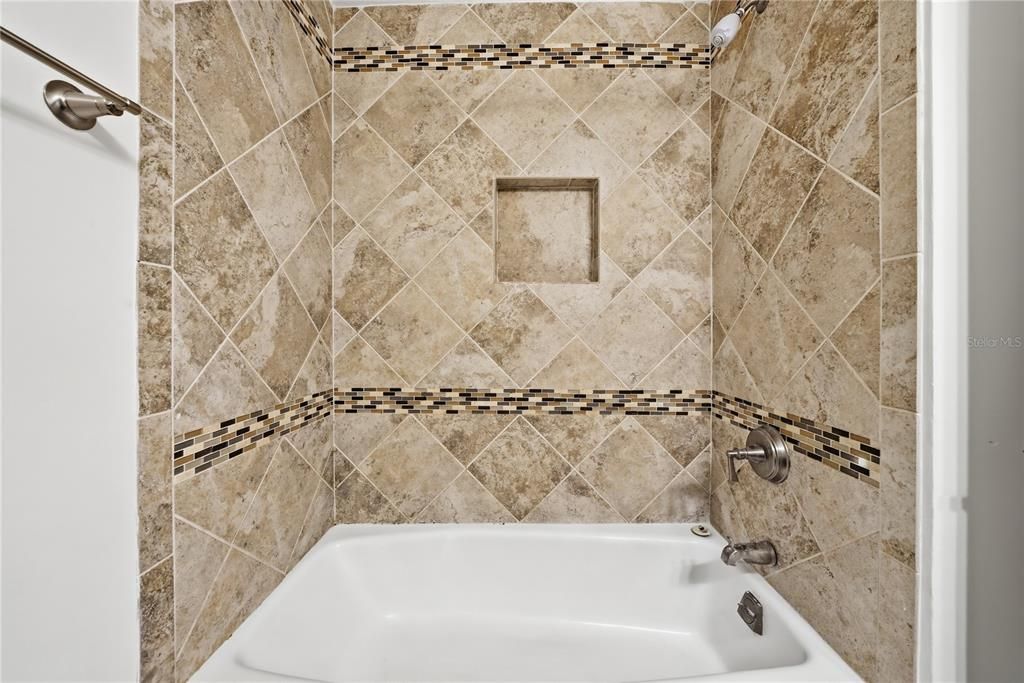 For Sale: $800,000 (4 beds, 3 baths, 2658 Square Feet)