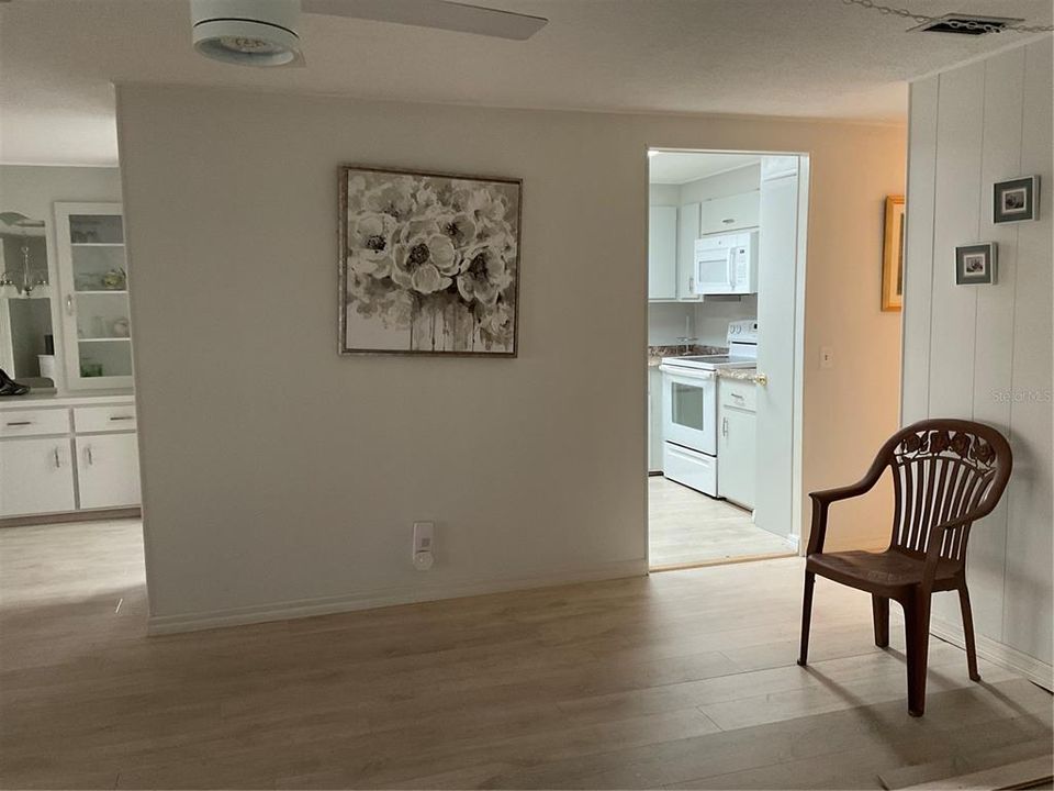 На продажу: $99,500 (2 спален, 2 ванн, 1344 Квадратных фут)