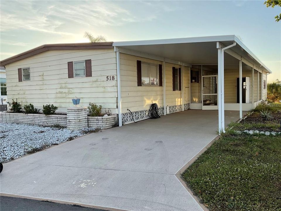 На продажу: $99,500 (2 спален, 2 ванн, 1344 Квадратных фут)