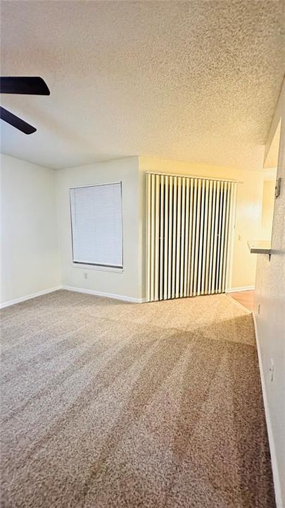 For Rent: $1,200 (1 beds, 1 baths, 742 Square Feet)