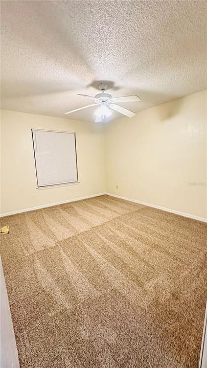 For Rent: $1,200 (1 beds, 1 baths, 742 Square Feet)