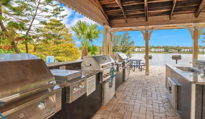 For Rent: $1,200 (1 beds, 1 baths, 742 Square Feet)