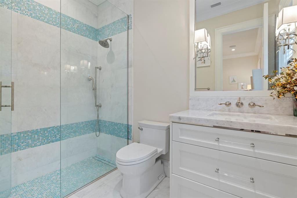 En Venta: $12,750,000 (6 camas, 6 baños, 7177 Pies cuadrados)