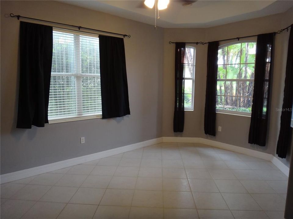 For Rent: $3,750 (2 beds, 2 baths, 2004 Square Feet)