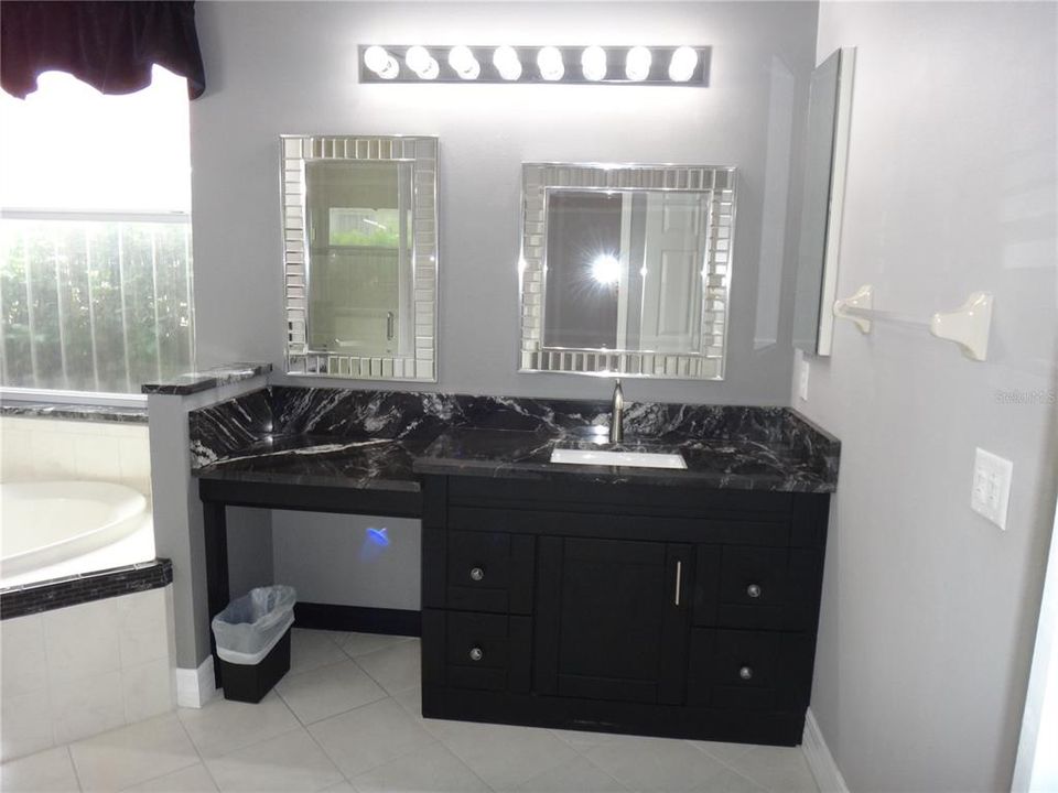 For Rent: $3,750 (2 beds, 2 baths, 2004 Square Feet)